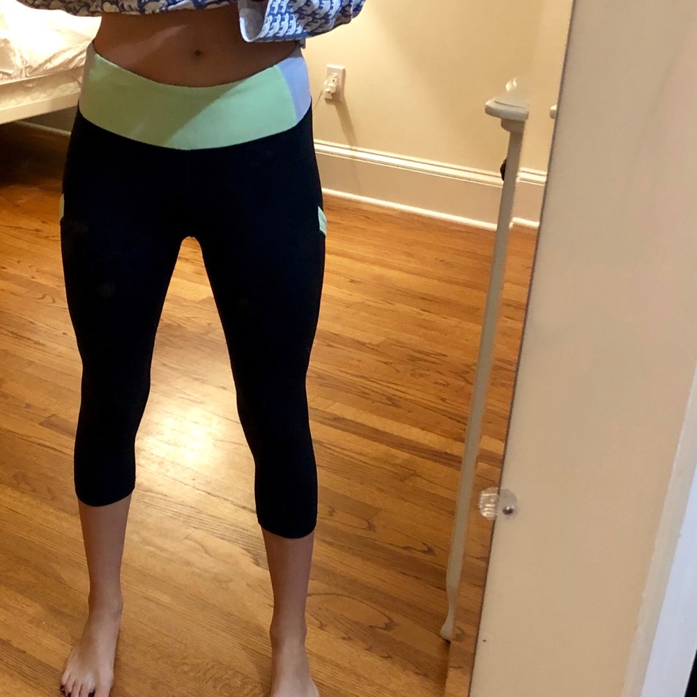 Lululemon cropped leggings
